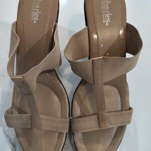 Charles Avery Wedges Sz 10M